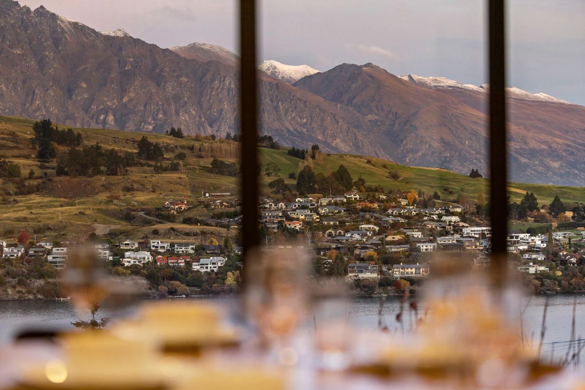 Villa St Matthews Views Cecil Queenstown Exterior foto